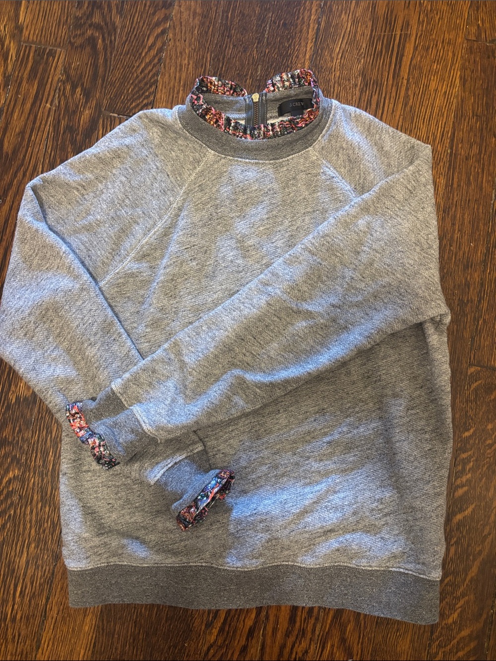 Grey women’s Sweatshirt with Patterned foil Trim